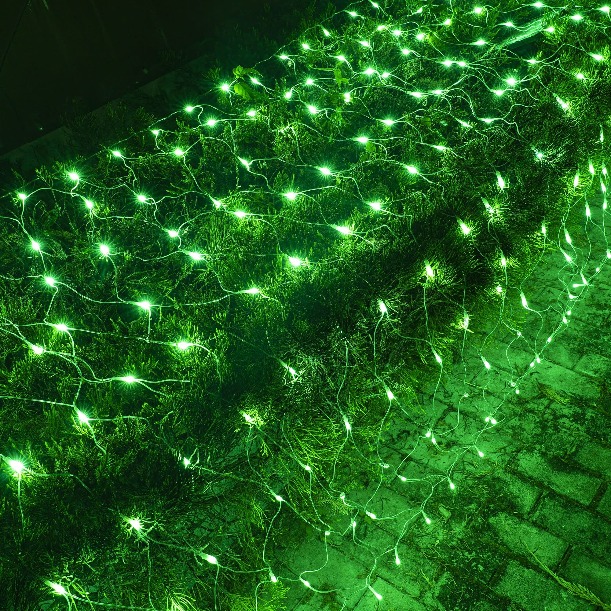 9.8 FT x 6.6 FT  St. Patrick's Day 200 LED Net Lights, Green